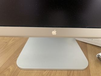 30” Apple Cinema Hd widescreen monitor