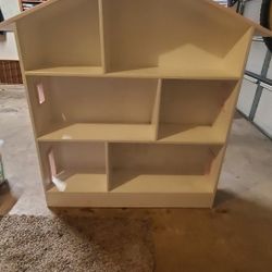 Doll House With Accessories