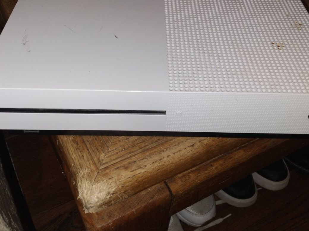 Xbox One S