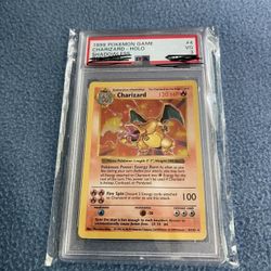 Holographic Shadowless Charizard VERY GOOD 3