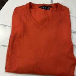 Men’s size large gap long sleeve sweater