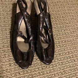 Brown Heels Size 7