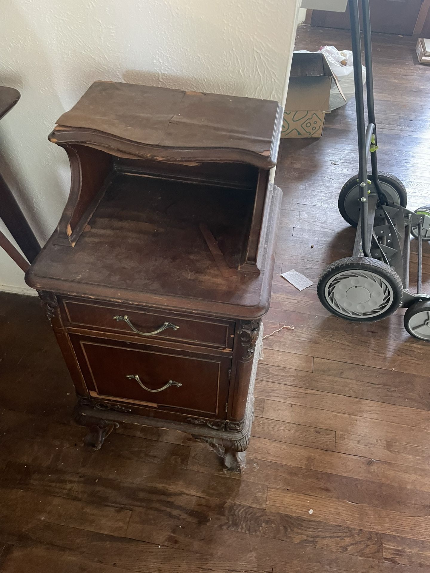 Lovely Victorian (ish) Era Bedside / Side Table And Cabinet 
