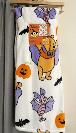 Winnie the Pooh Halloween Blanket