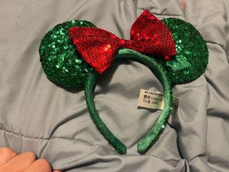 Red And Green Christmas Ears With No Tags 
