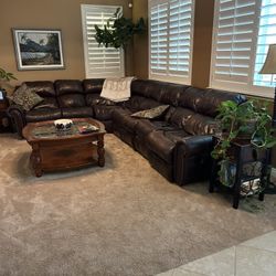 Sectional Couch With 2 Recliners 
