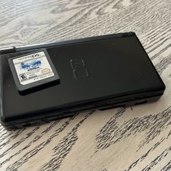 Nintendo DS Lite- As/Is For parts. $15