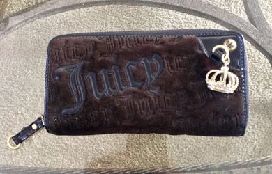 JUICY COUTURE BROWN SUADE WALLET