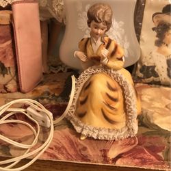 Beautiful ! Vintage Antique Victorian Lady Night Lite !!!