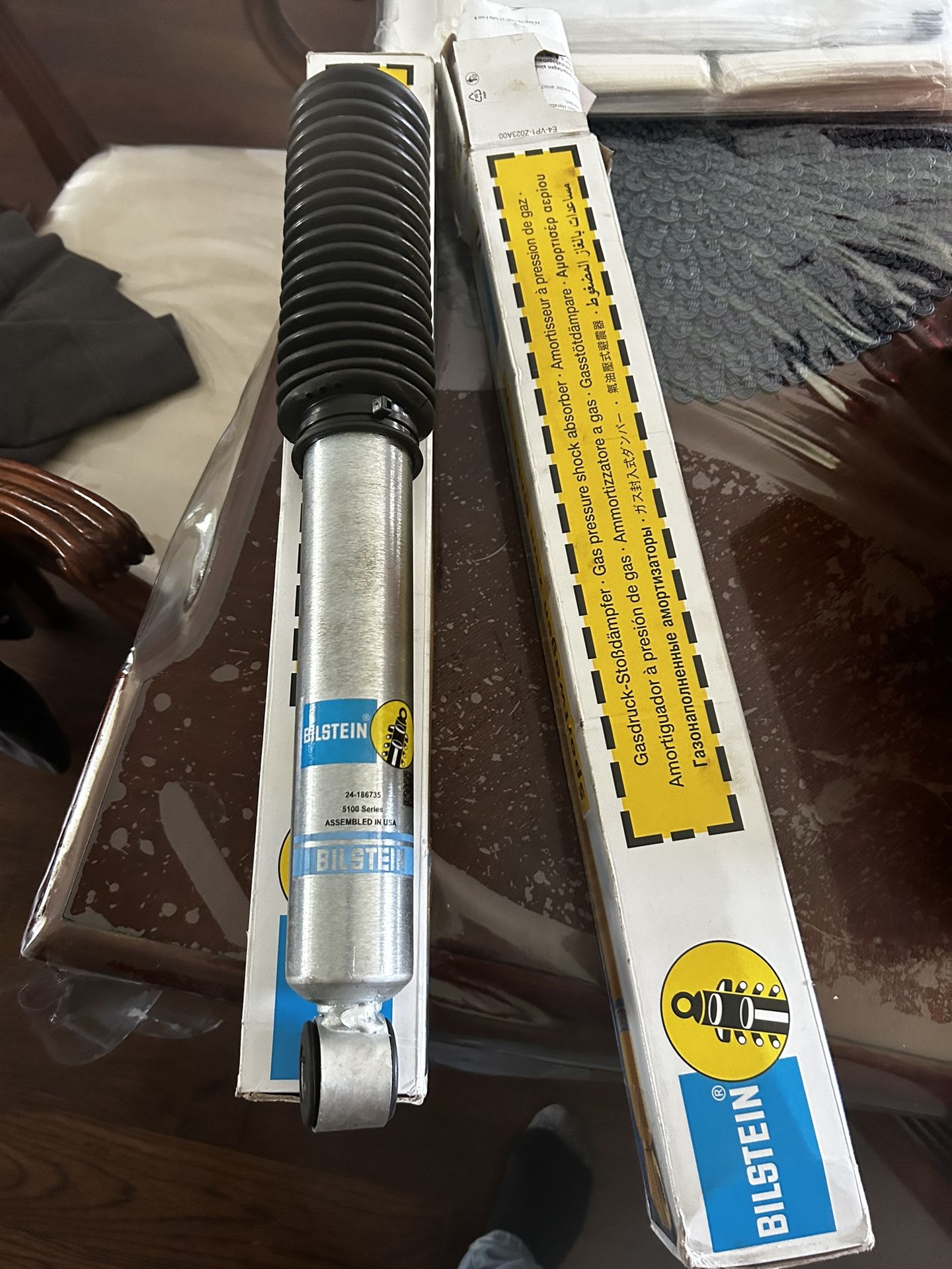 Bilstein 5100 Front 2-2.5", 99-10 Chevy Silverado 1500 ,2500,3500