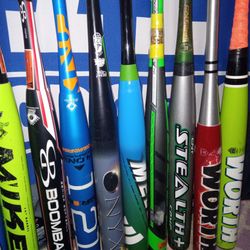 SLOW PITCH SOFTBALL 🥎🥎 COMPOSITE HIGH PERFORMANCE BAT! only 180 Each! Betta Hurry 😜😀