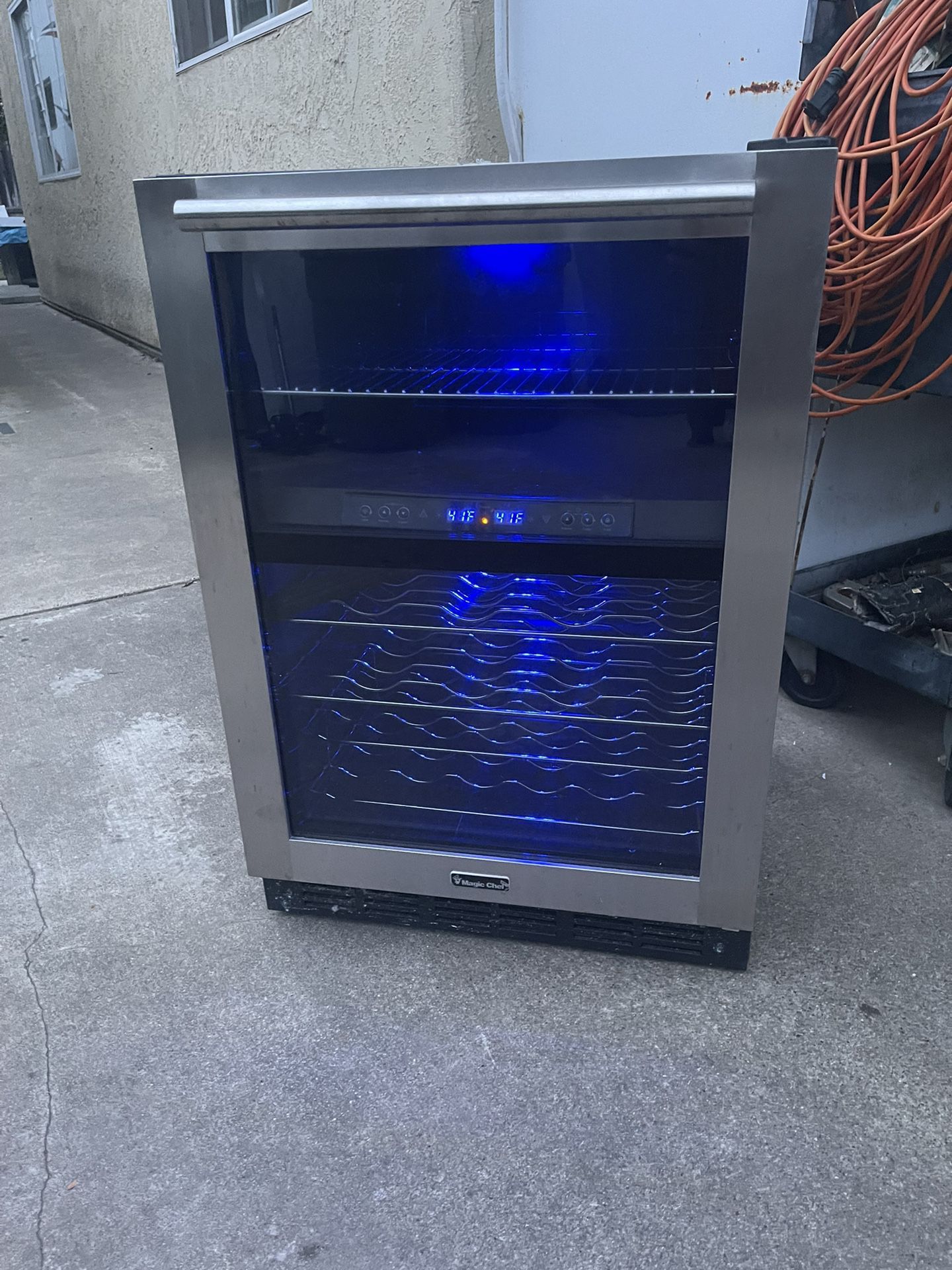 Winerator.. Wine / Refrigerator