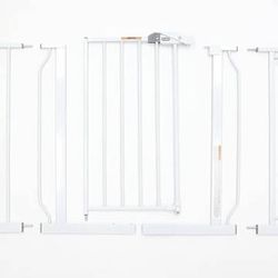 Regalo Baby Gate 29-49" wide x 30" high