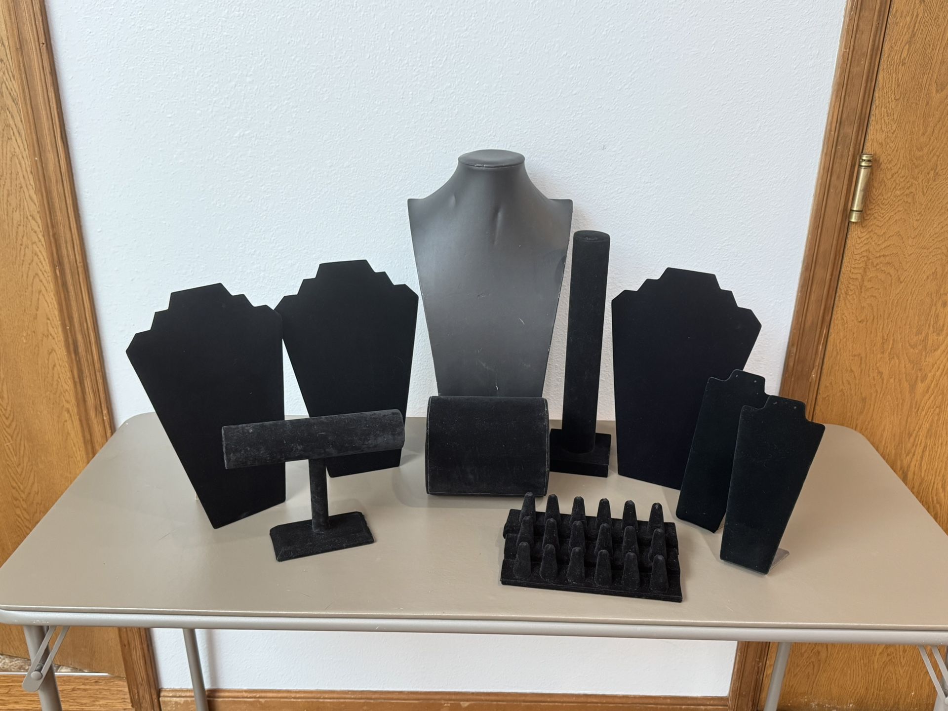 10 Piece Velvet Jewelry Holders & Display Pieces Set - Read Description