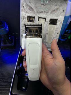 Saber clippers