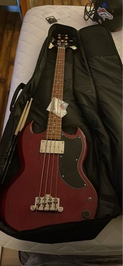 Complete Epiphone Bass & Fender Amp Starter Bundle + Extras