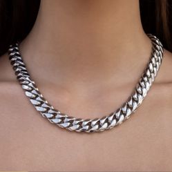 Silver Women Choker Set 18 Inches