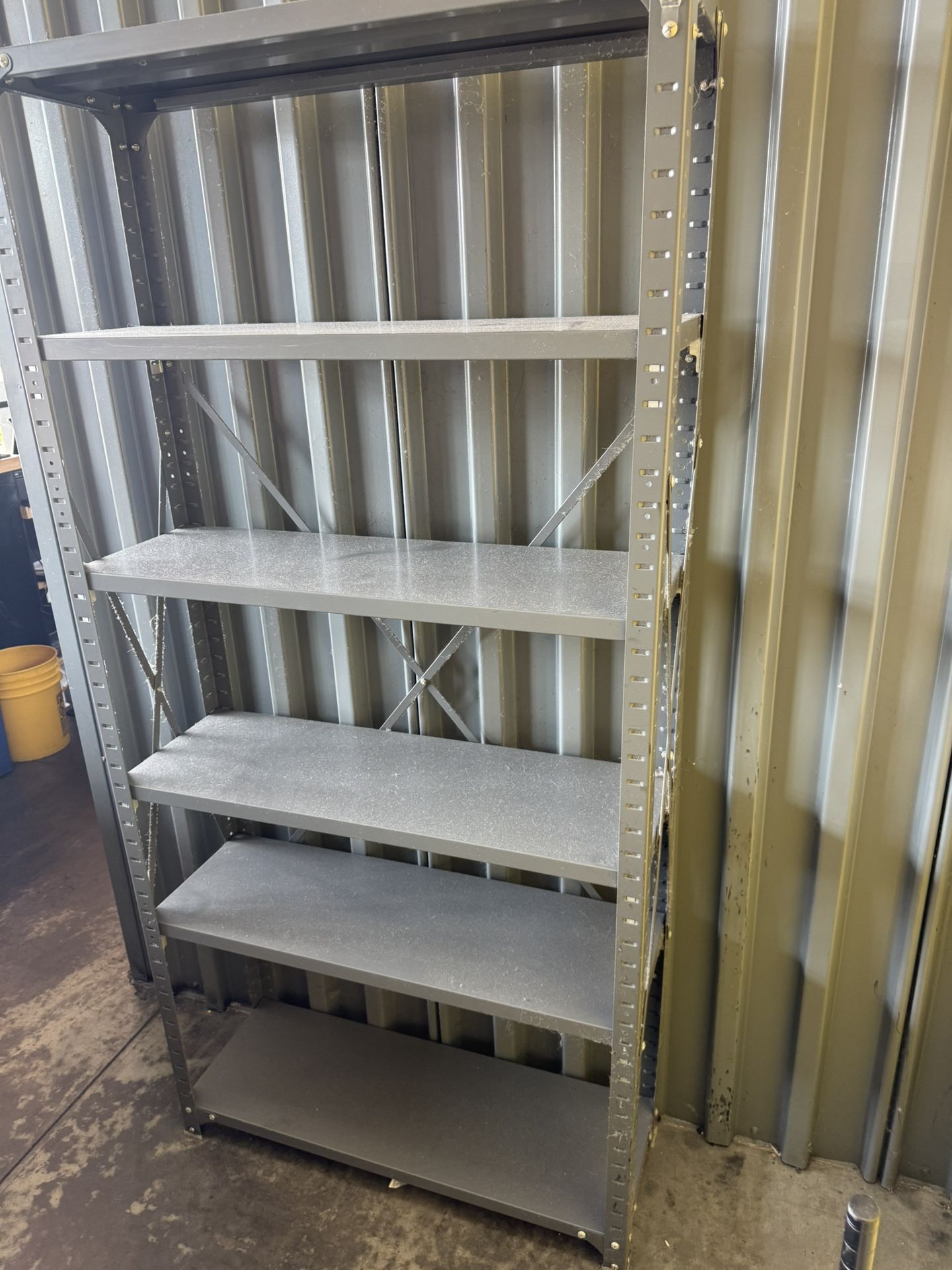 Heavy-Duty Metal Storage Shelf – Excellent Condition