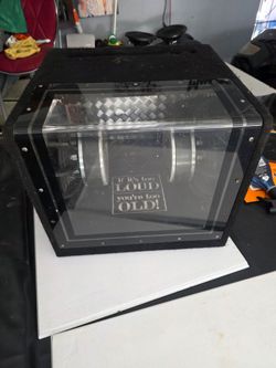Speaker box