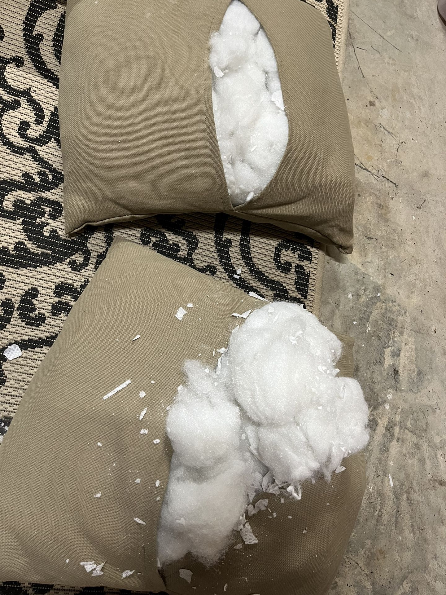 free fiber fill Polyester fiberfill Dacron batting ( not the pillow covers)