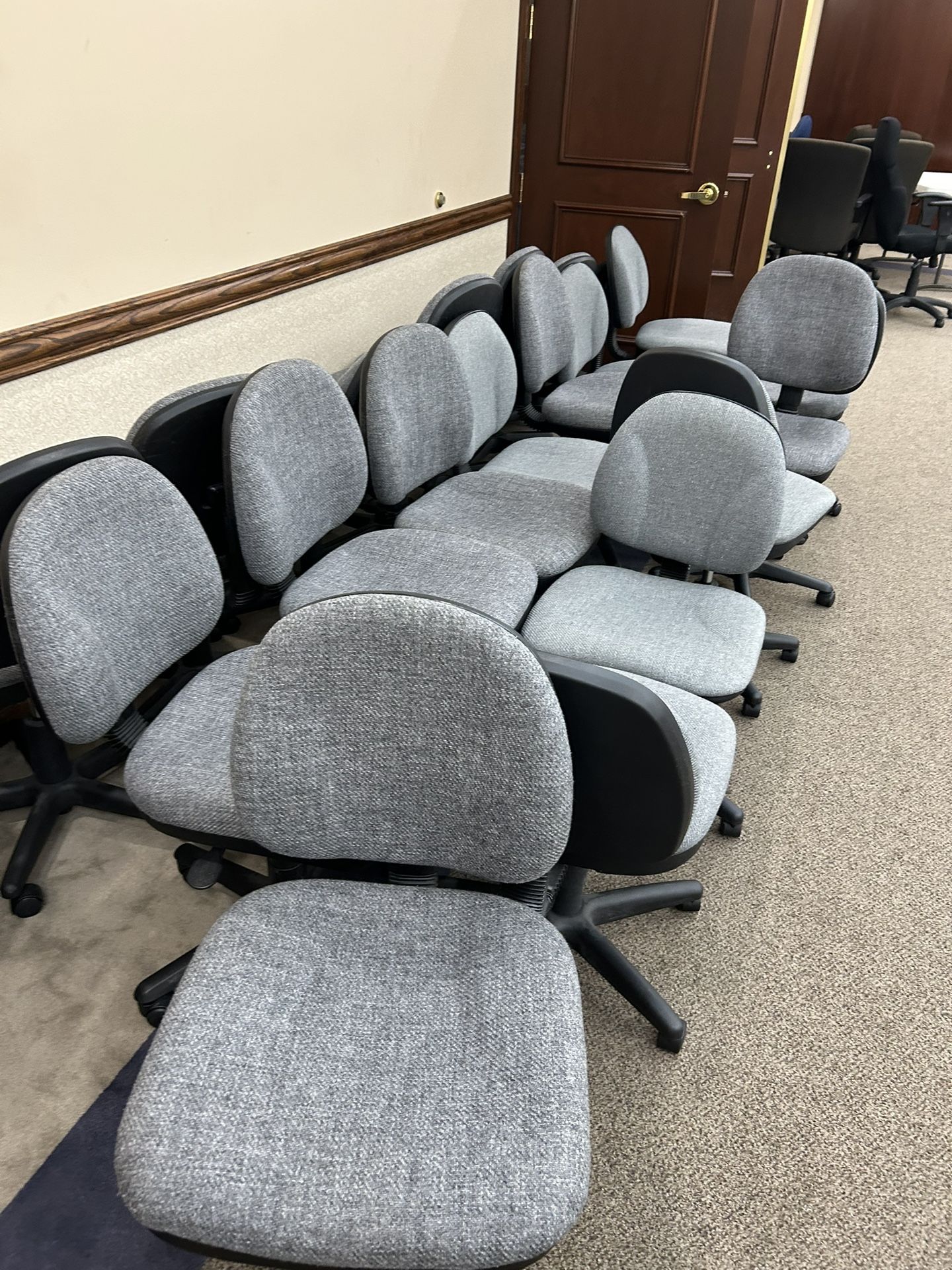 Office Chairs In Livermore