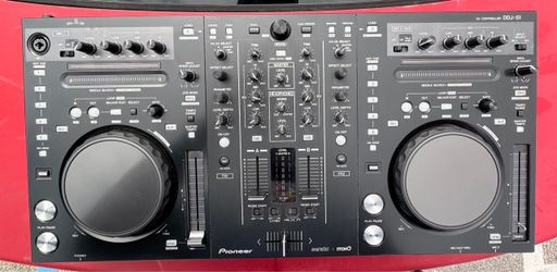 Pioneer DDJ-S1 Controller