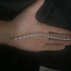 cross bracelet Moissanite  