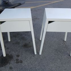End tables 