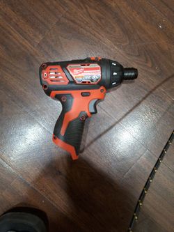 SCREWDRIVER