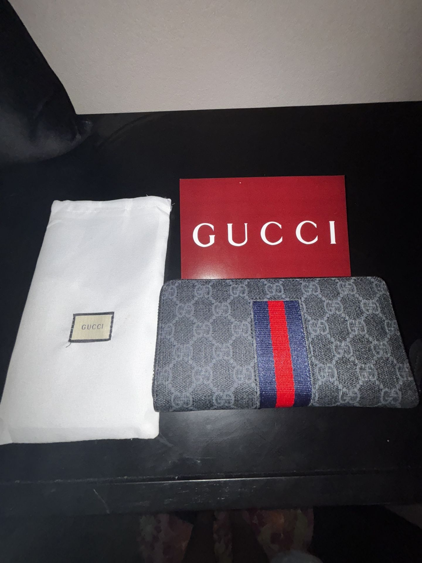 GUCCI GRAY WALLET