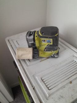 Ryobi 18v Sander