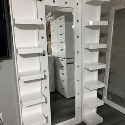 Shelves And Mirror Hollywood 