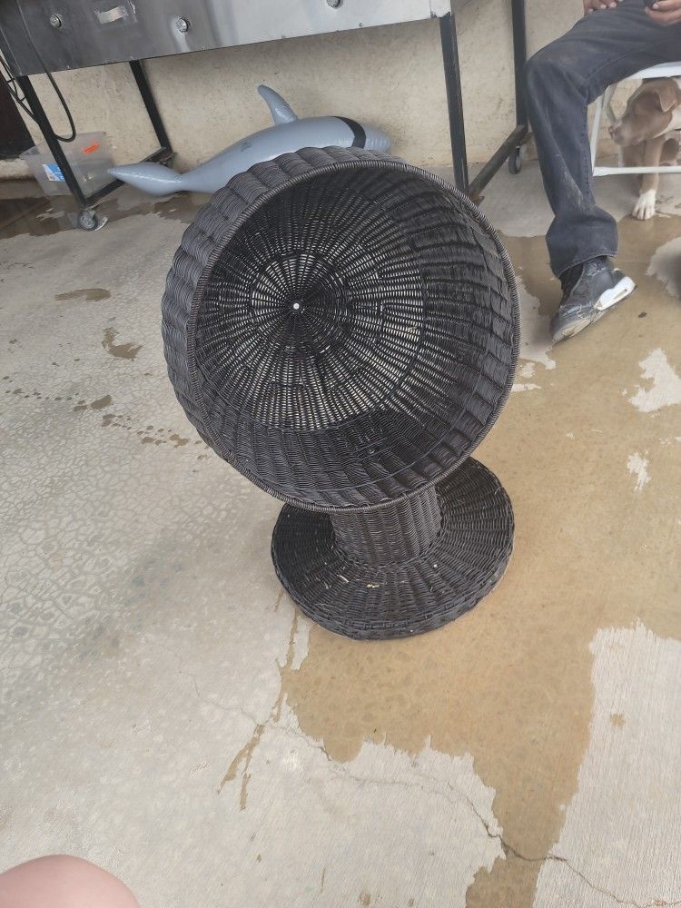 Modern Kitty Ball Cat Bed