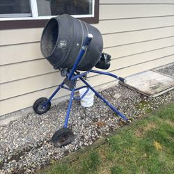 Kolbalt Concrete Mixer 