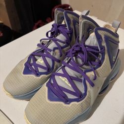 Nike Lebron 19 Aura GS