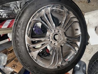 Sentra tires and chrome rims