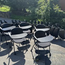 Full 20 Piece Class Room Desk-Chair Set 