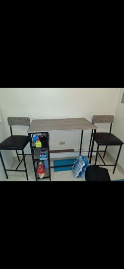 Kitchen table