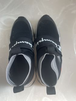 7 / Champion  Shoe 