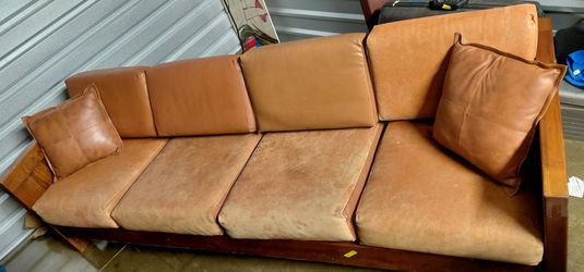 Sofa 7feet long leather