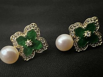 Natural pearls Gold Plated Earrings