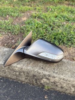 07/08 Acura TL driver side mirror