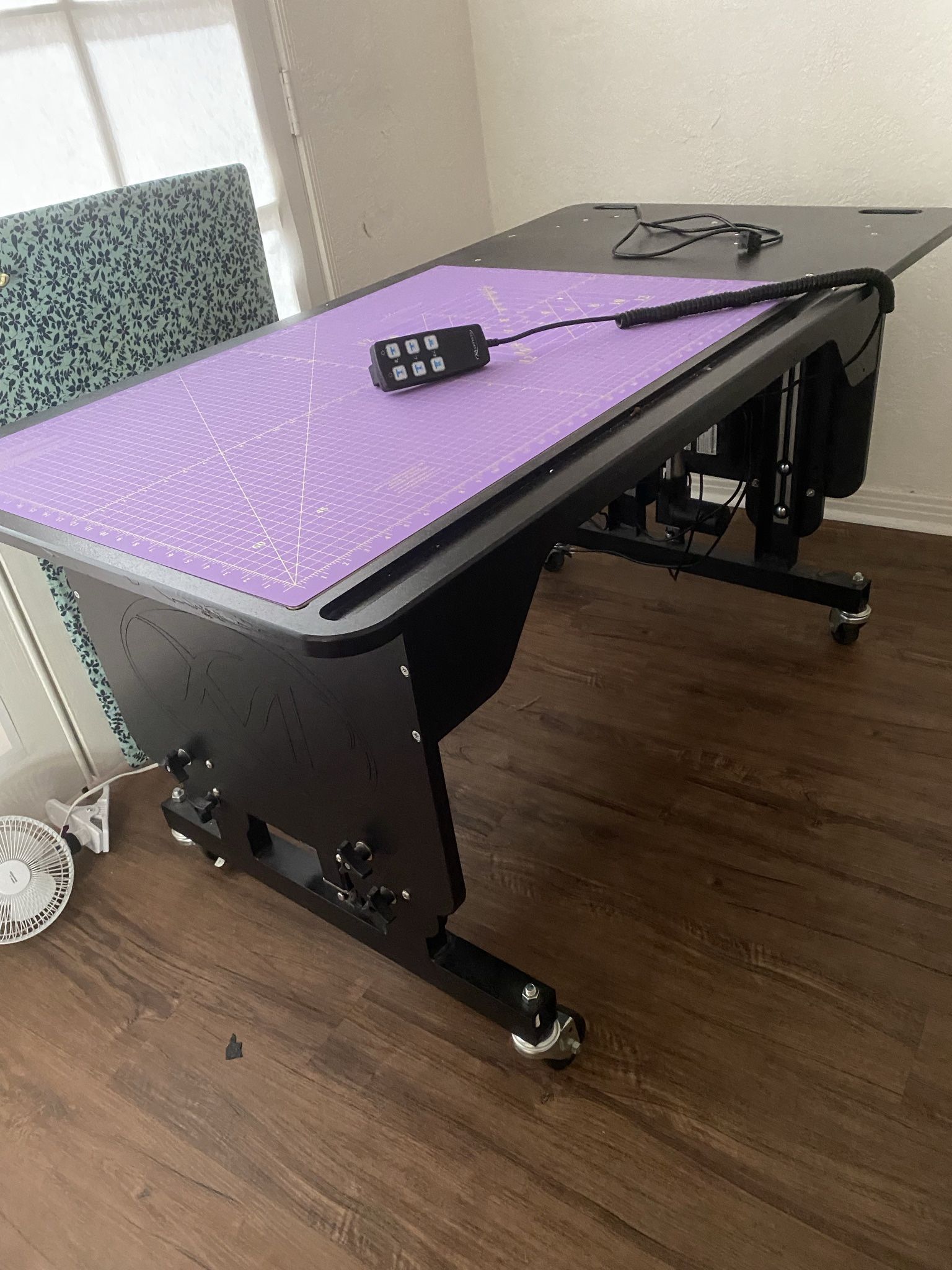 Martelli Adjustable Quilting Table