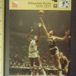 1979 Sportscaster Milwaukee Bucks New York Knicks Knickerbrockers NBA Sport Basketball Photo Large Over-sized Card HTF Collectible Vintage Italy