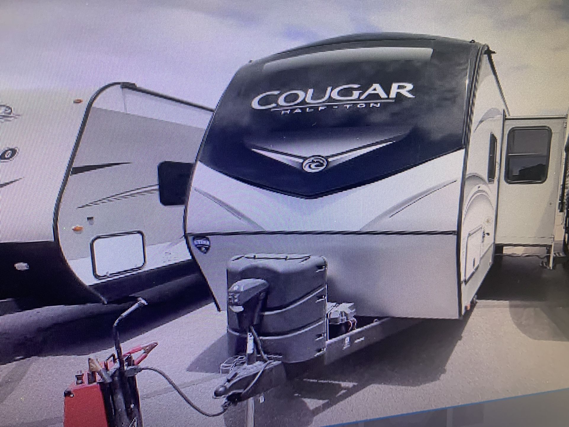 2020 KEYSTONE COUGAR 26ft, Travel Trailer