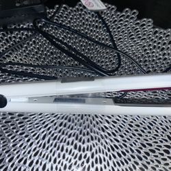 Multifunctional Ultrasonic Ceramic Ion Hair Straightener , Dual Use For Straight And Curly w LED