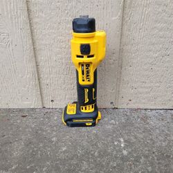DEWALT 20V XR BRUSHLESS CUT-OUT TOOL PERFECT  MOD# DCE555