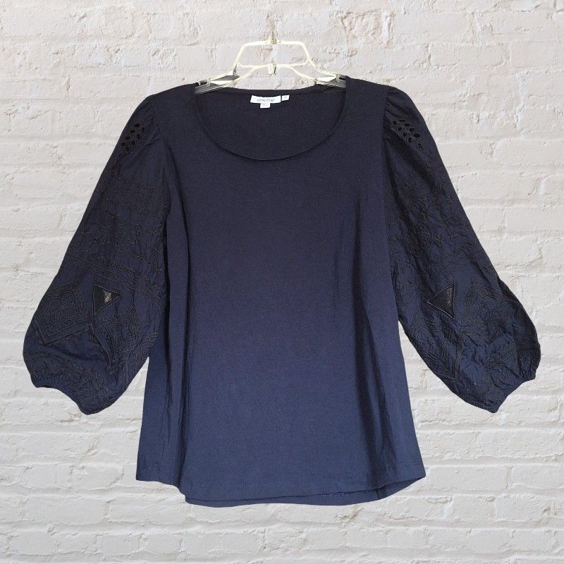 'Chico's' dark navy blue shirt with balloon sleeves, intricate embroidery, Sz. L (2)