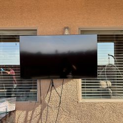 45in Samsung Smart Tv  With Mount  OBO 