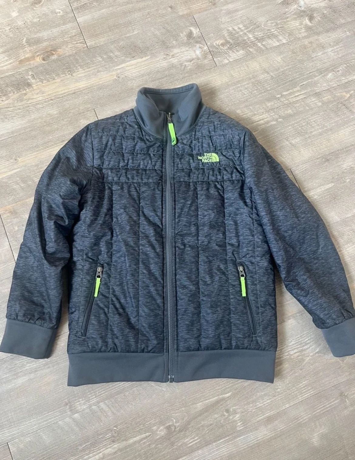 North face Reversible jacket Size 10/12